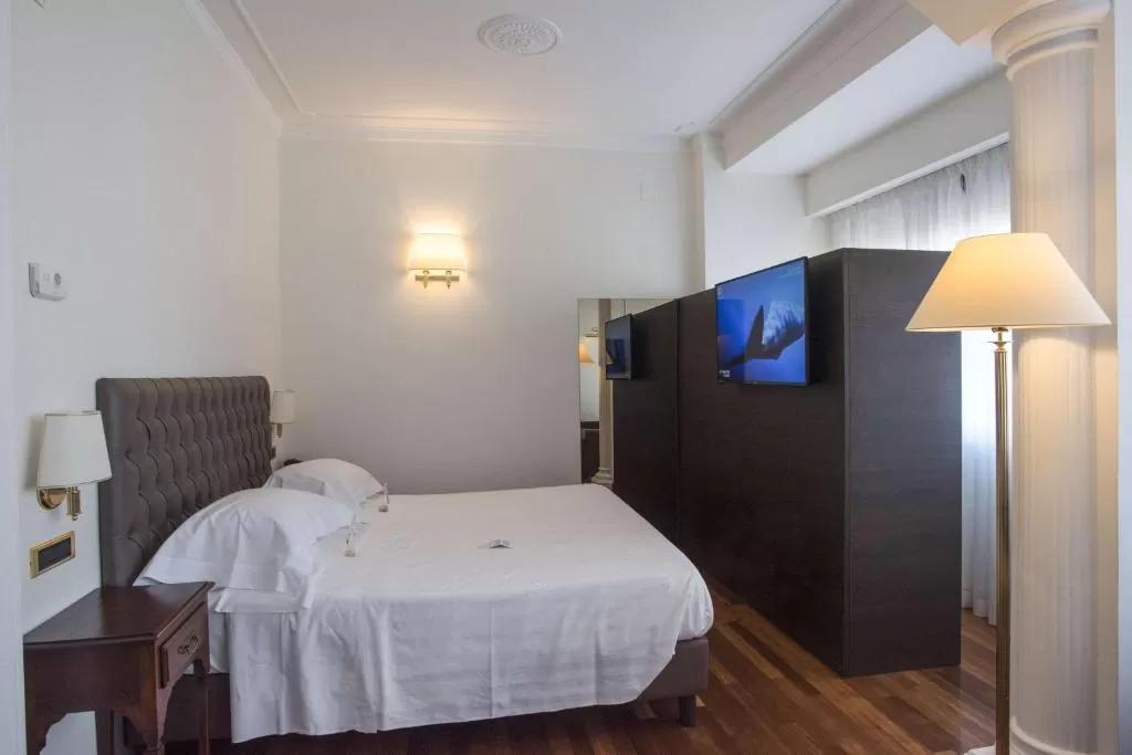 Hotel Plaza Pescara Ngoại thất bức ảnh