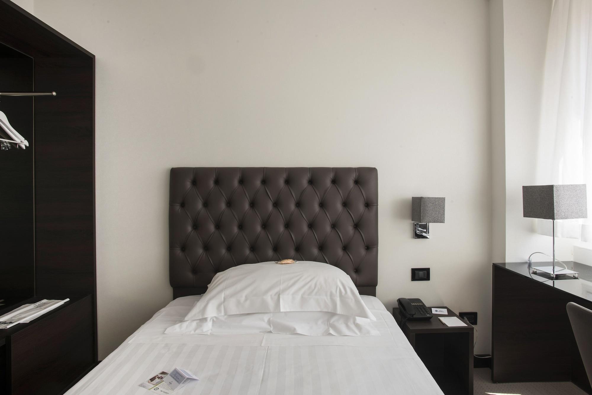 Hotel Plaza Pescara Ngoại thất bức ảnh